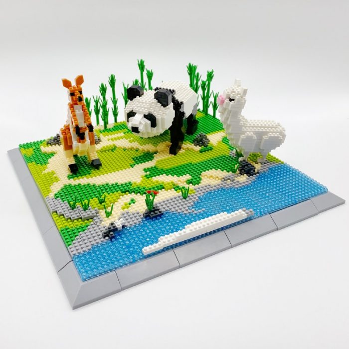 Animal Penguin Lion Tiger Panda Deer Sheep Elephant Monkey Horse Fish Bird Mini Diamond Blocks Bricks 4 - LOZ MALL